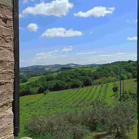 Vecchia Quercia ファームステイ ペルゴラ