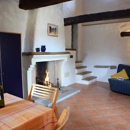 ファームステイ Vecchia Quercia ペルゴラ